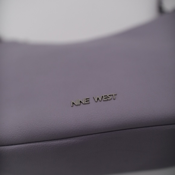 SOLD - Picture 4 of 8